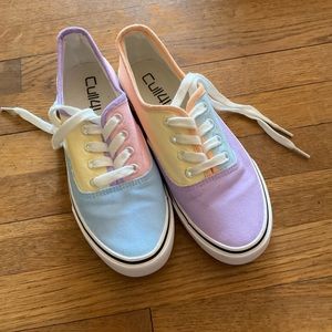 Handpainted new cute shoes